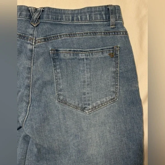 Wit & Wisdom Gemma 'Ab'Solution Girlfriend Jeans Blue Denim ~ Size 6 - Picture 4 of 10